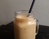 A picture of step 3 of Mango Banana Smoothie.