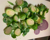 Foto del paso 1 de la receta: Repollitos de Bruselas con mostaza y miel