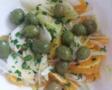Foto del paso 3 de la receta: Ensalada de patata bacalao y naranja