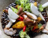 Gambar langkah 4 resipi Ayam Kecap Lada Hitam.