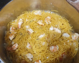 Foto del paso 3 de la receta: Fideuá con gambones y berberechos