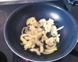 Une image de l'étape 1 de Poêlée pomme de terre, bœuf haché au curry 🥔🐂.