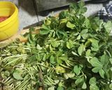 A picture of step 1 of Methi Malai Aloo.