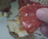 Foto del paso 3 de la receta: Sándwiches de pan negro y salame tipo español (cantimpalo)♦️(⁠･⁠–⁠･⁠)⁠ ⁠\⁠(⁠･⁠◡⁠･⁠)⁠/