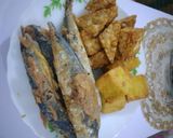Foto langkah ke 3 dari resep Pindang /Gereh kranjang goreng.