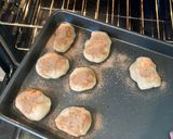 A picture of step 4 of Apple pie bites.
