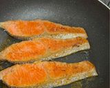 Foto langkah ke 3 dari resep Bekal Salmon Panggang.