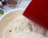 Foto langkah ke 4 dari resep Bolu marmer coklat (OVEN TANGKRING).