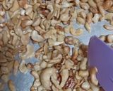 Foto langkah ke 4 dari resep Kacang Mede Oven Renyah.