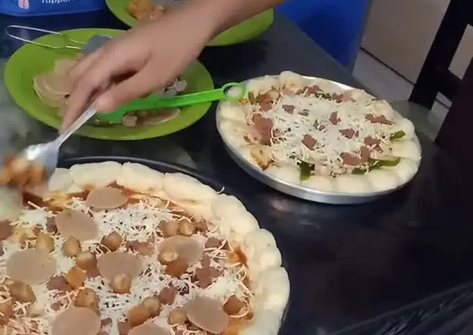 Langkah-langkah untuk membuat Cara membuat Pizza rumahan