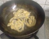 झटपट जिलबी (jalebi recipe in marathi) रेसिपी स्टेप 4 फोटो 