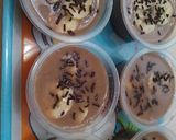 Foto langkah ke 4 dari resep Puding pisang coklat tabur meses.