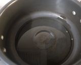 A picture of step 2 of Maldives prawn curry.