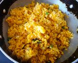 A picture of step 3 of Batata Poha.