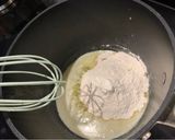 A picture of step 3 of Basic white sauce.