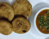 A picture of step 12 of Kachori with aloo sabji.