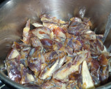 A picture of step 3 of Dates Kheer.