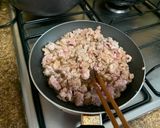 A picture of step 4 of Taiwan Style Mixed Noodle.