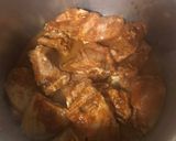 Foto del paso 2 de la receta: Pollo a la olla con puré