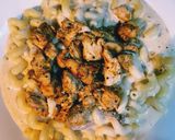 A picture of step 7 of Chicken pasta with sauce Bechamel.