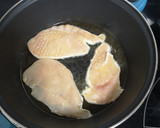 Foto del paso 1 de la receta: Pollo con leche de coco