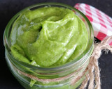 Foto del paso 4 de la receta: Pesto de canónigos y avellanas