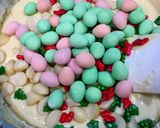 รูปขั้นตอนการทำที่ 4 ของ Christmas Rocky Road ของฝากเทศกาลคริสต์มาส