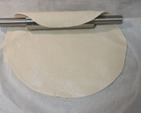 Foto del paso 9 de la receta: Empanadilla gigante de pollo sin gluten