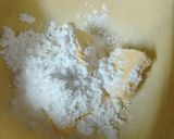 Foto del paso 1 de la receta: Polvorones de vainilla y limón