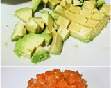 Foto del paso 8 de la receta: Tartar de Salmón marinado con vinagreta de Mango sobre Aguacate