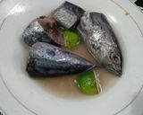 Foto langkah ke 1 dari resep Ikan tongkol kuah kuning rasa asam pedas.