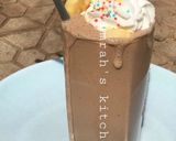 A picture of step 5 of Banana and chocolate smoothie.