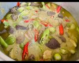 รูปขั้นตอนการทำที่ 9 ของ แกงเขียวหวานไก่เครื่องใน