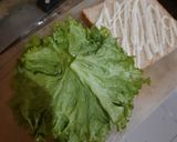 Foto langkah ke 3 dari resep Egg and Veggie Sandwich.