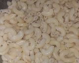 A picture of step 5 of Cheesy pasta.