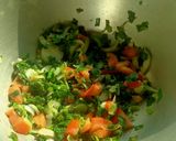 A picture of step 1 of Hare pyaz ki Sabzi.