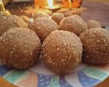 A picture of step 4 of Churma ladoo.