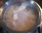 Foto del passaggio 2 della ricetta Spaghetti con merluzzo e pomodoro