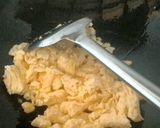 Foto langkah ke 6 dari resep Mie Goreng pedas manis.
