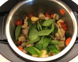 夏日清爽塔香番茄雞的食譜步驟3照片