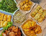 Foto langkah ke 3 dari resep [Eps. 49] Bakwan Jagung Krispi 2.0 🌽.