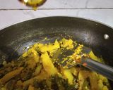 A picture of step 6 of Borboti (pea bean)sabzi.