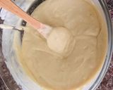 Foto del paso 4 de la receta: Queque de yogurt con crema y fresas