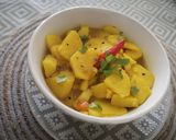 A picture of step 6 of Aalo bhujia without oil.