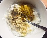 Lilahagymás-mozzarellás csirkemell recept fázis 2 fotója