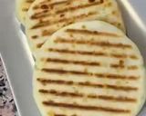 Foto del paso 7 de la receta: Arepas de yuca