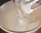 Foto langkah ke 2 dari resep Roll Cake Ekonomis 3 telur All In One Method.