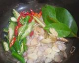 Foto langkah ke 3 dari resep Garang asem ayam tanpa daun pisang.