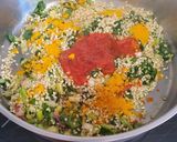 Foto del paso 3 de la receta: Arroz meloso con rape, ajetes y alcachofas