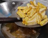 Foto langkah ke 1 dari resep Tumis Toge / Kecambah Tahu Saos tiram.